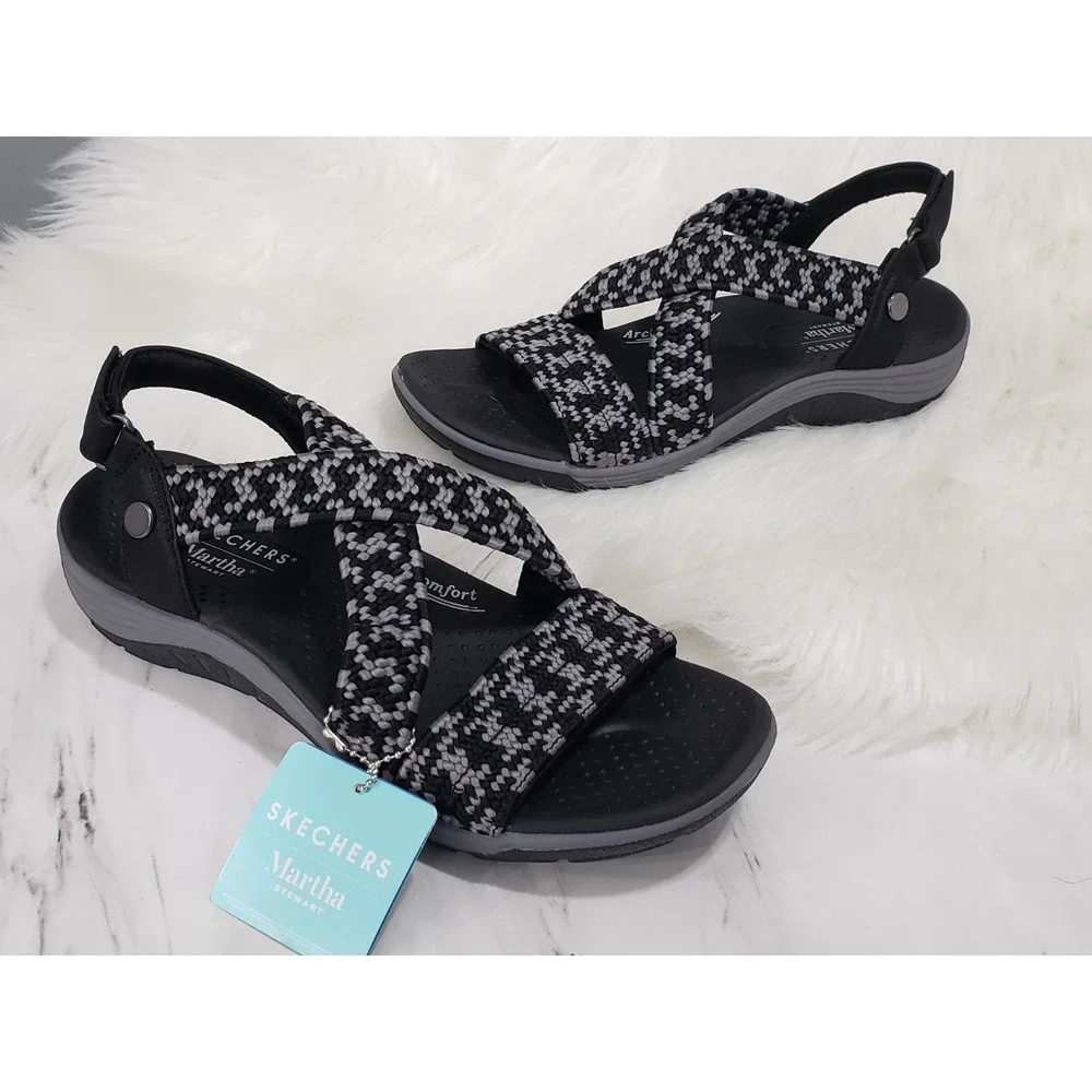 NEW NO BOX 7.5 Skechers Martha Stewart Reggae Cup Coastal‎ Trail Black fisherman